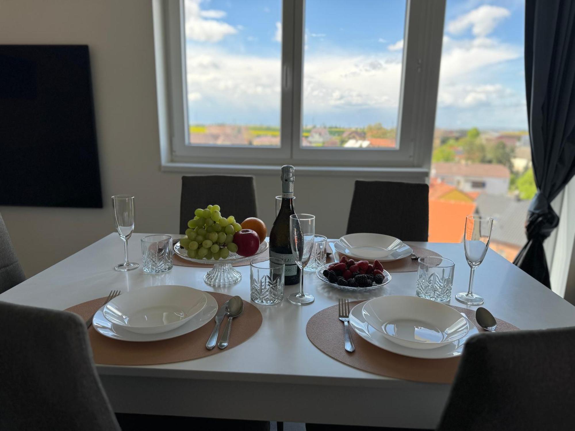 Byt Apartman 74M2 Vyhled Klid Priroda Prag Exterior foto